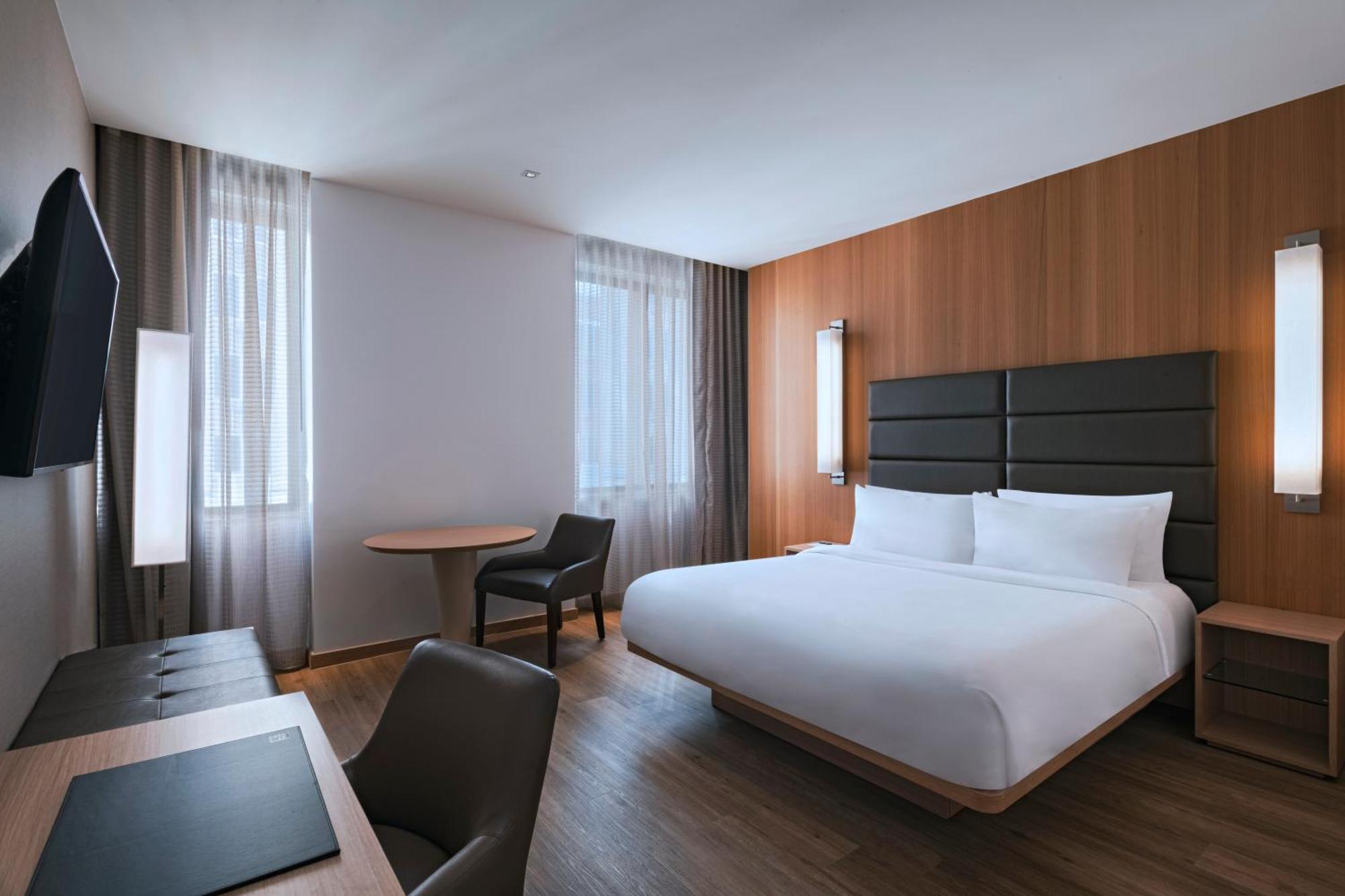 Hotel Ac Downtown